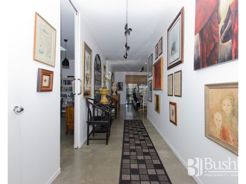 9 Ivy lane, Newstead TAS 7250
