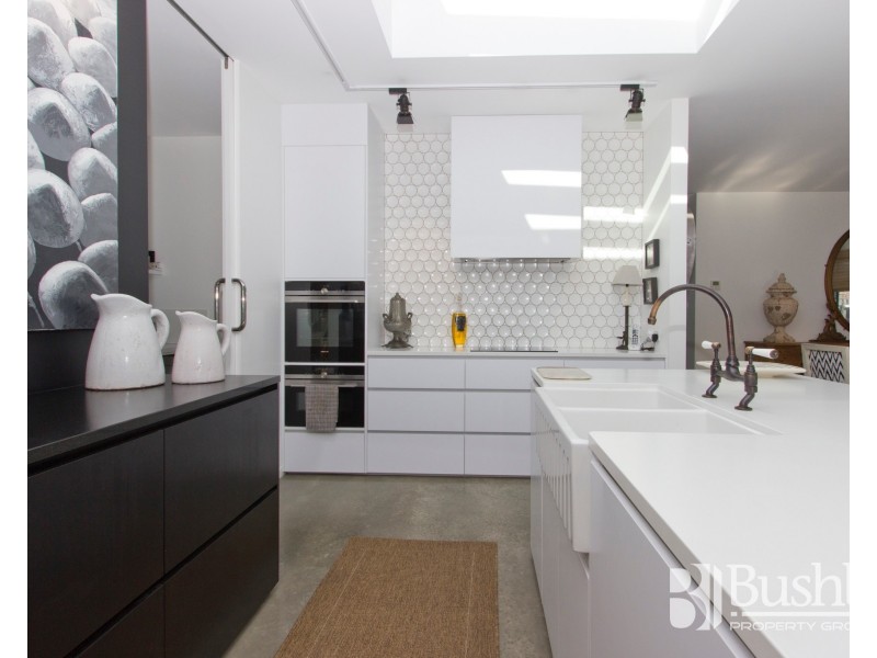 9 Ivy lane, Newstead TAS 7250