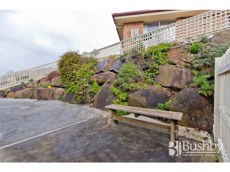 1/2 Carrera Place, Norwood TAS 7250