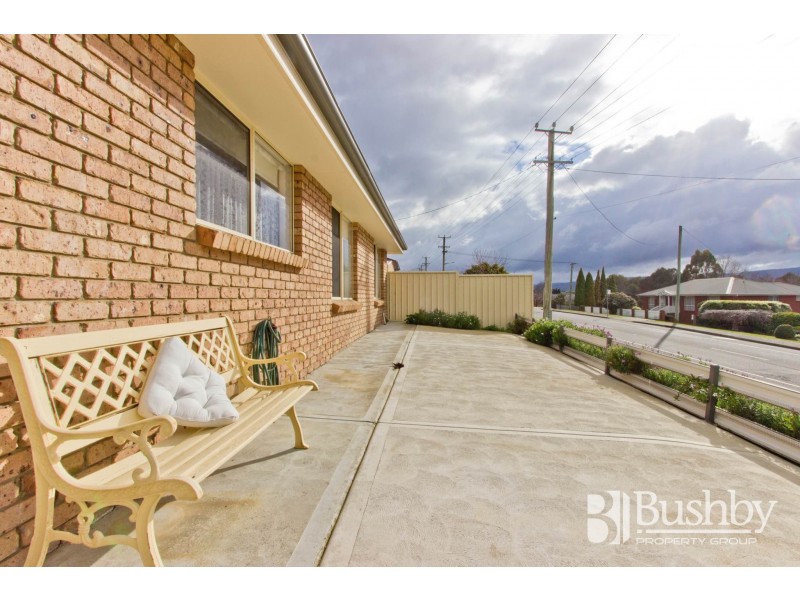 1/2 Carrera Place, Norwood TAS 7250