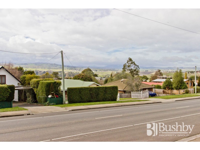 1/2 Carrera Place, Norwood TAS 7250
