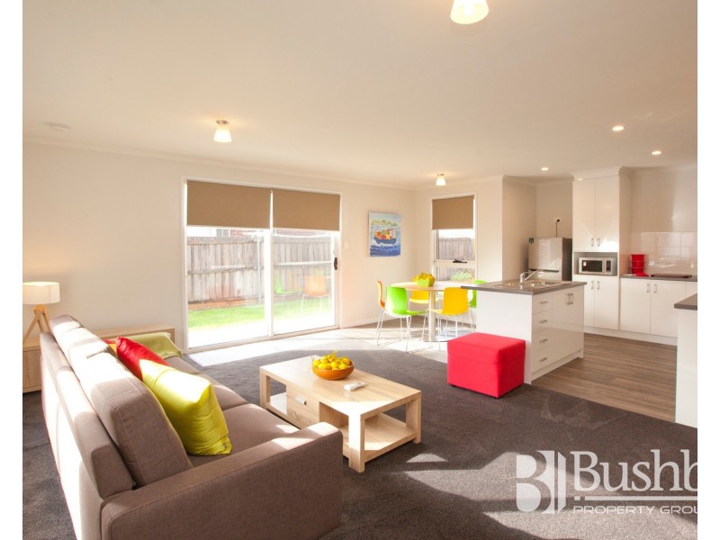 2/31 Foch Street, Mowbray TAS 7248