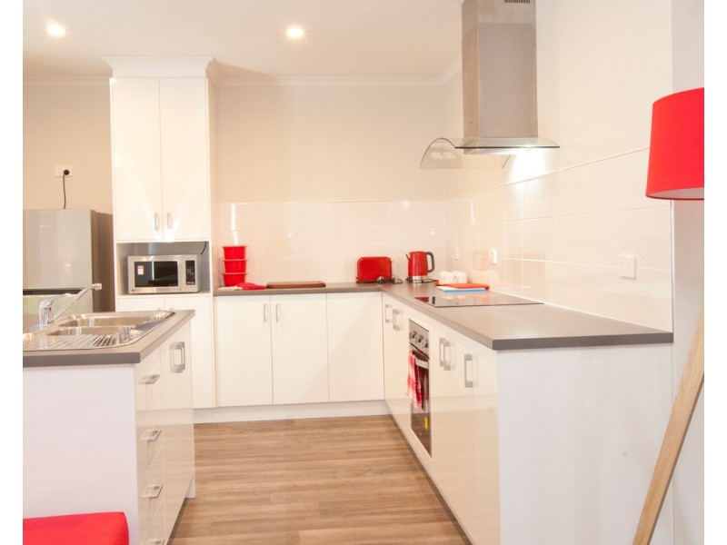 2/31 Foch Street, Mowbray TAS 7248