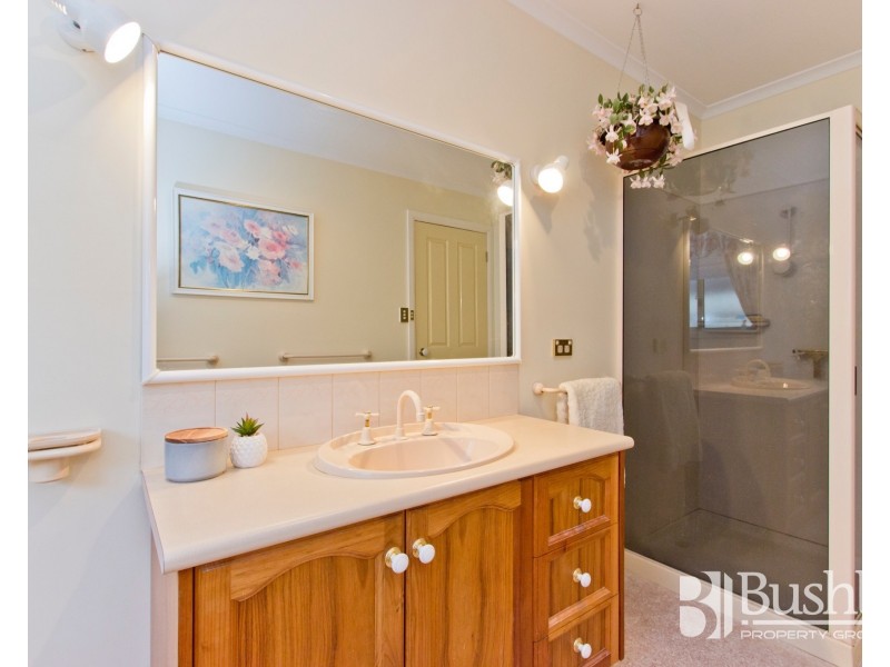 4 Somerset Place, Prospect Vale TAS 7250