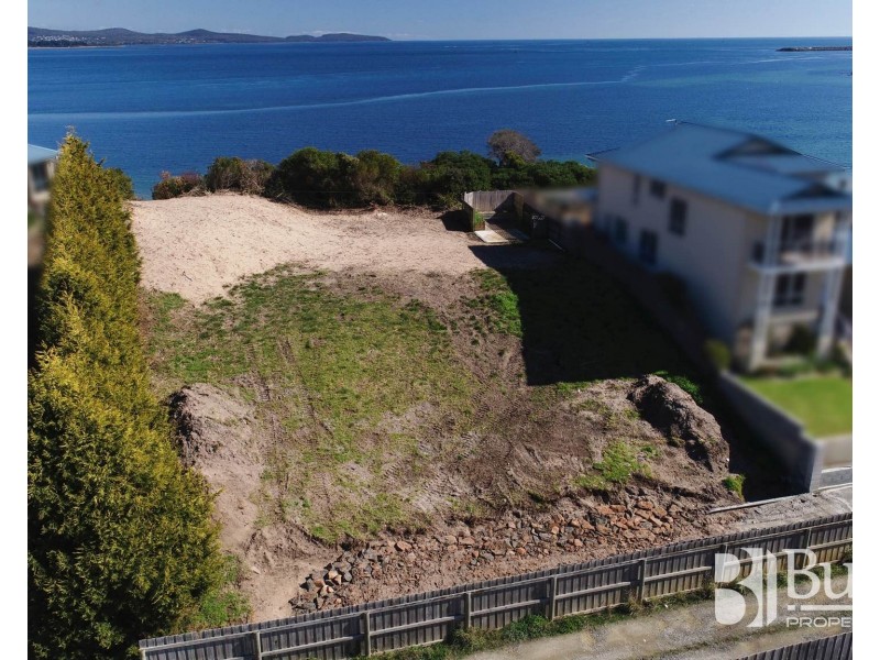 11 Perrin Drive, Low Head TAS 7253
