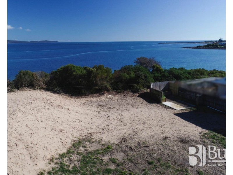 11 Perrin Drive, Low Head TAS 7253