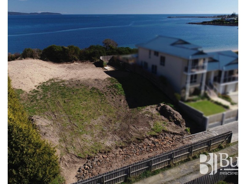 11 Perrin Drive, Low Head TAS 7253