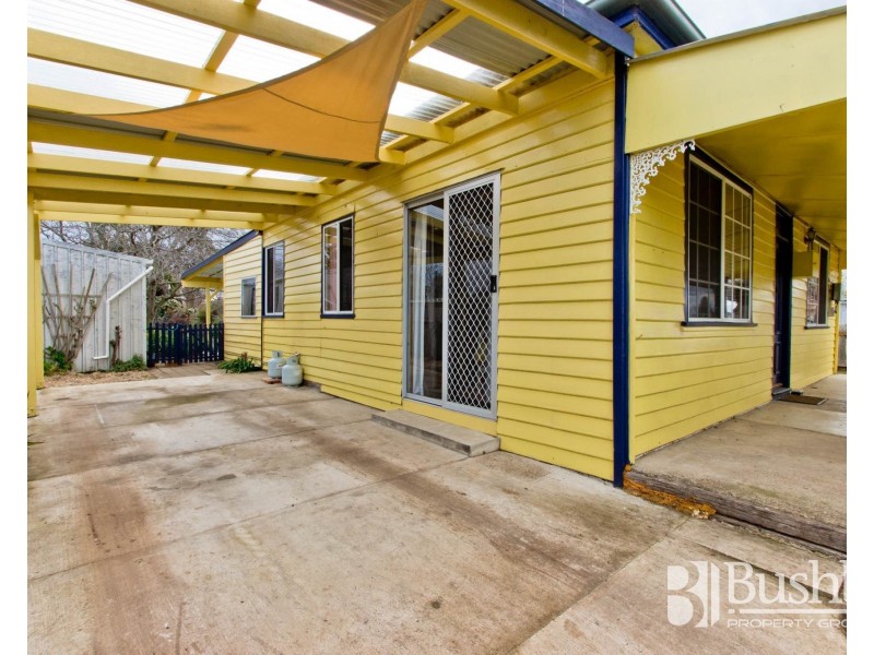 2 Veterans Row, Westbury TAS 7303