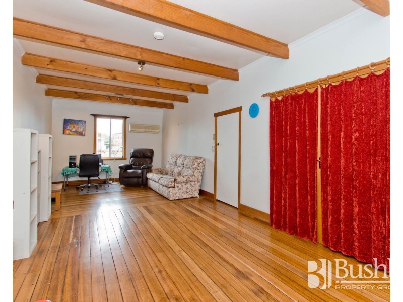 2 Veterans Row, Westbury TAS 7303