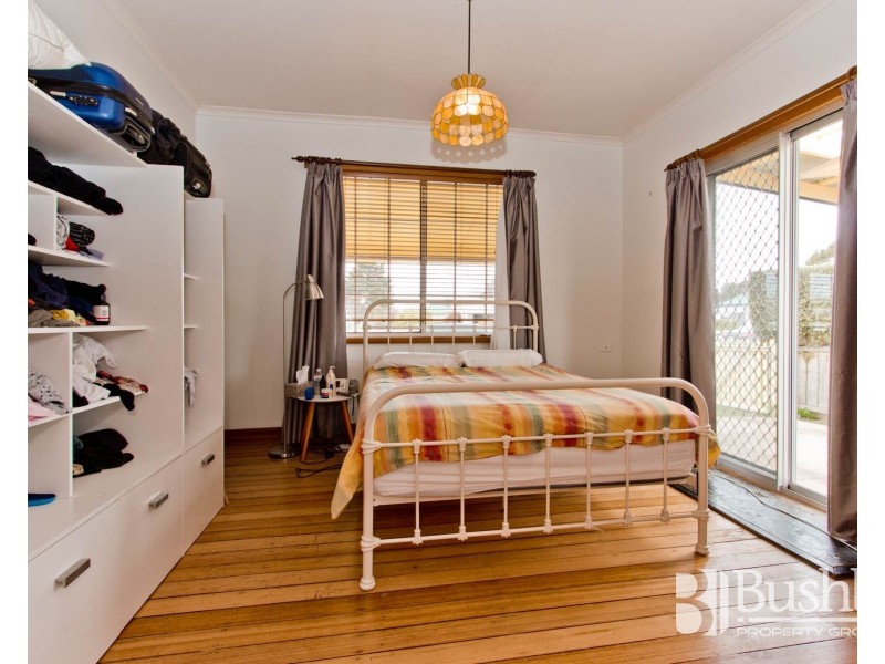 2 Veterans Row, Westbury TAS 7303