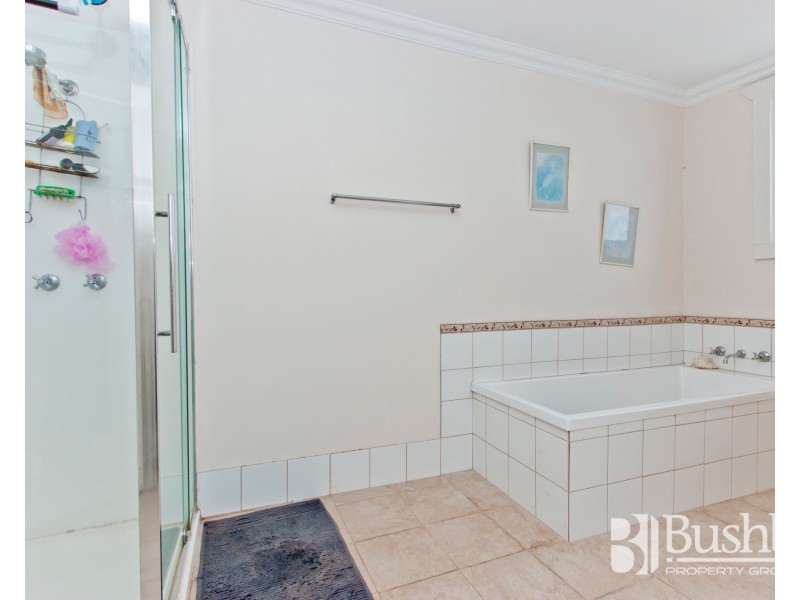 7 Ross Avenue, Invermay TAS 7248