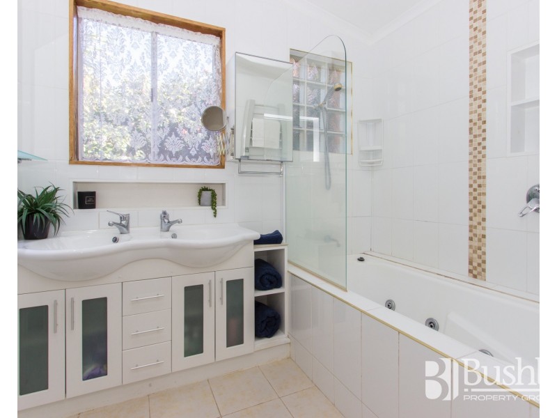 51 Beach Road, Gravelly Beach TAS 7276