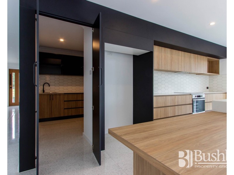 18 Lakeside Drive, Kings Meadows TAS 7249