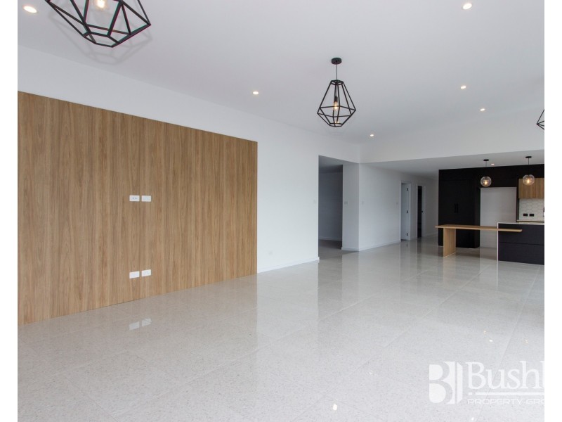 18 Lakeside Drive, Kings Meadows TAS 7249