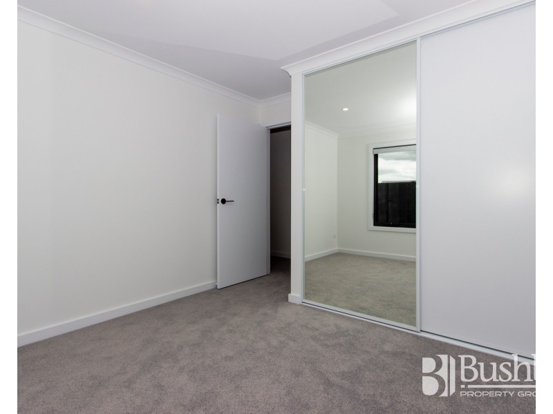 18 Lakeside Drive, Kings Meadows TAS 7249