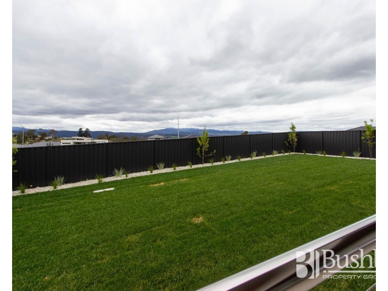 18 Lakeside Drive, Kings Meadows TAS 7249