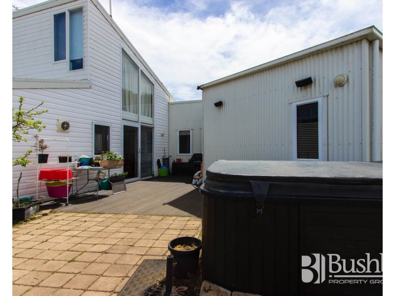 34 Gunn Parade, Low Head TAS 7253