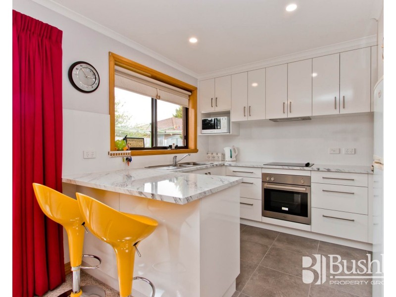 2/63 Country Club Avenue, Prospect Vale TAS 7250