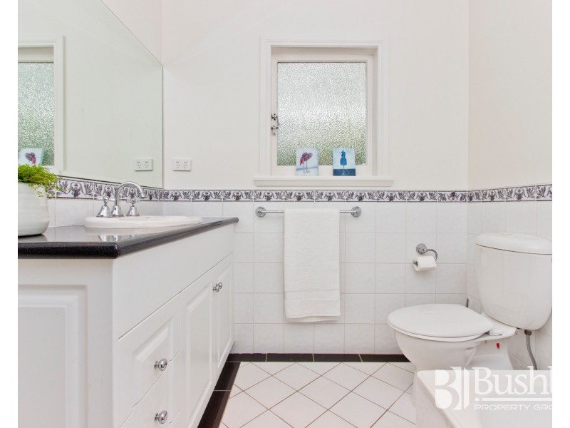 5 Richards Avenue, Newstead TAS 7250