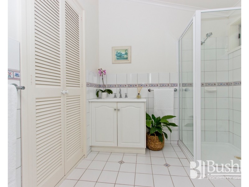 5 Richards Avenue, Newstead TAS 7250