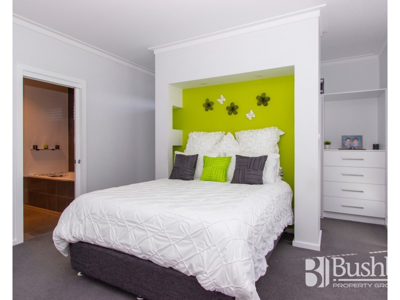 11 Lawrence Street, George Town TAS 7253