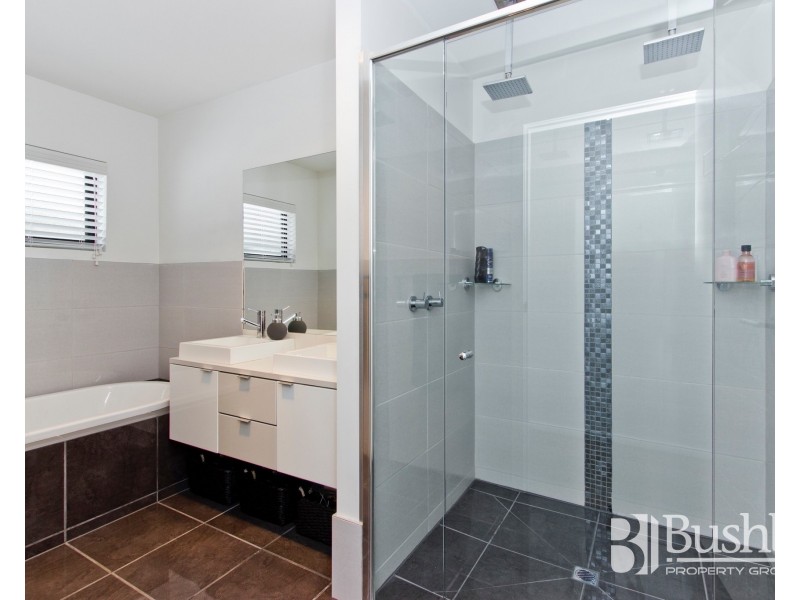 6 Johanna Court, Trevallyn TAS 7250