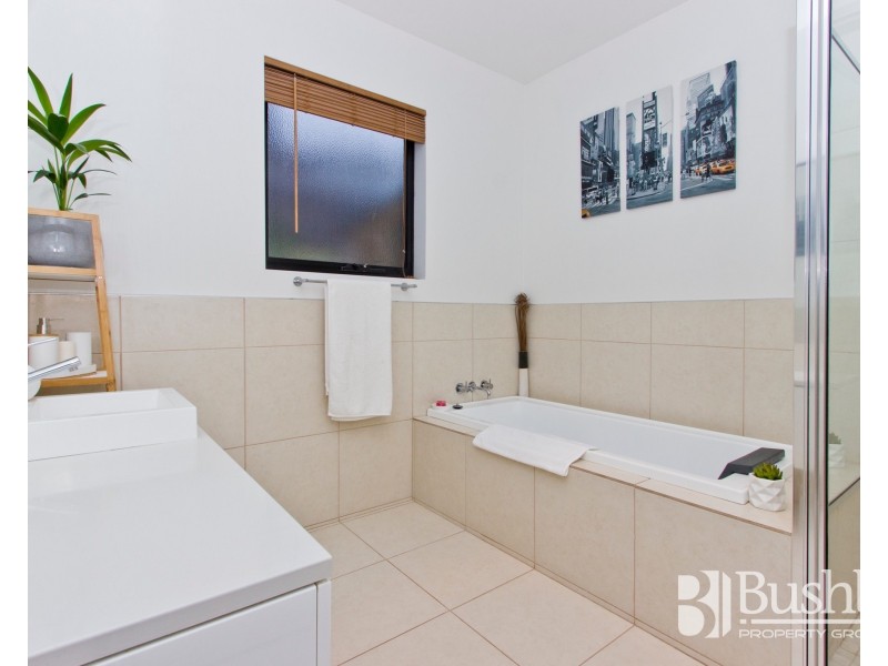 6 Johanna Court, Trevallyn TAS 7250