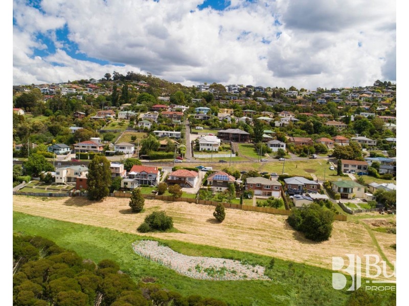 4 Elouera Street, Trevallyn TAS 7250