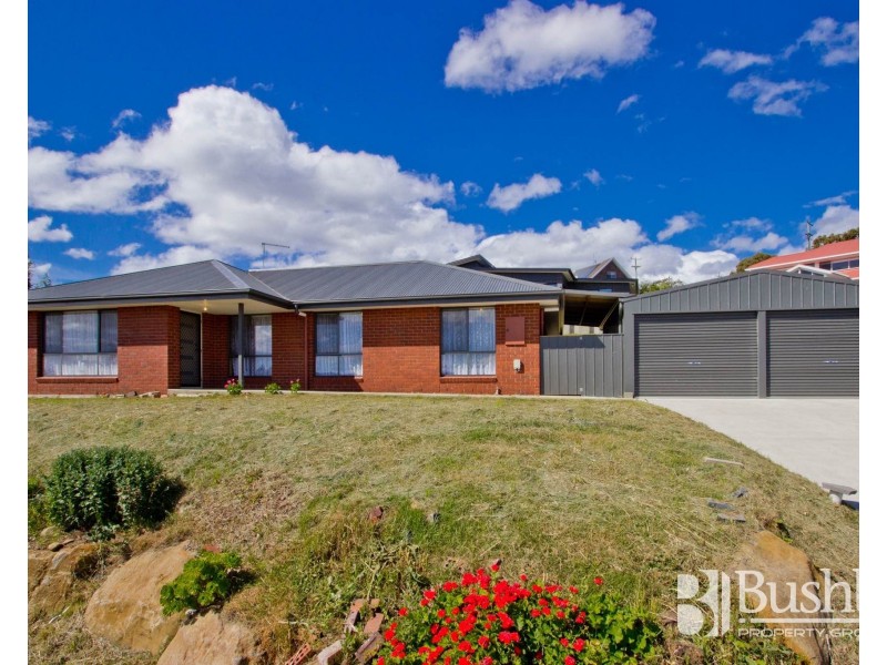 9 Ford Court, Newnham TAS 7248