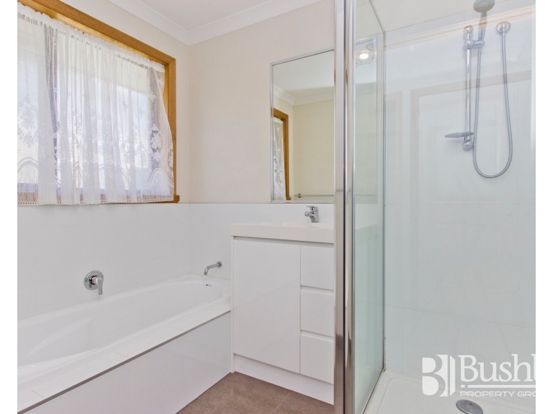 9 Ford Court, Newnham TAS 7248