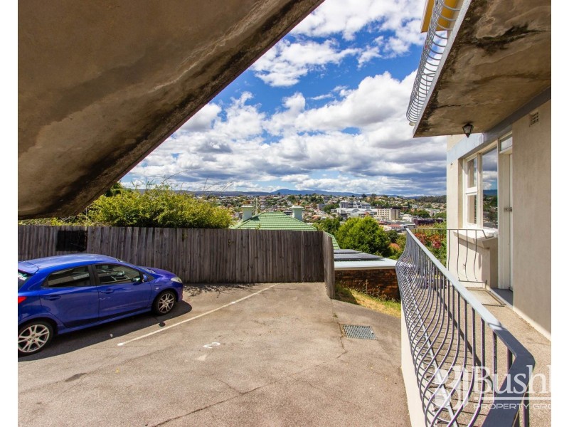 2/9a Hillside Crescent, West Launceston TAS 7250