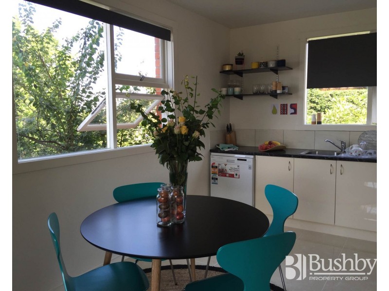 2/9a Hillside Crescent, West Launceston TAS 7250
