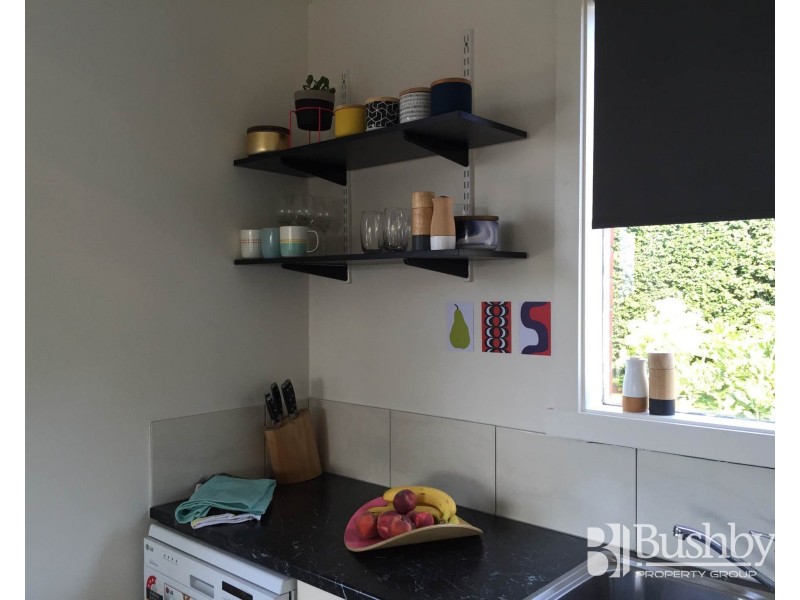 2/9a Hillside Crescent, West Launceston TAS 7250