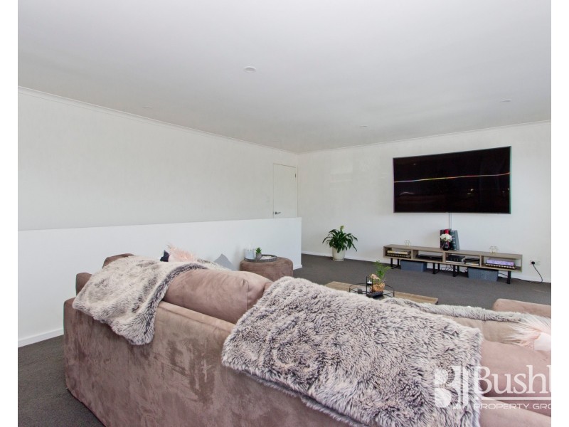 7 Belgrave Parade, Youngtown TAS 7249