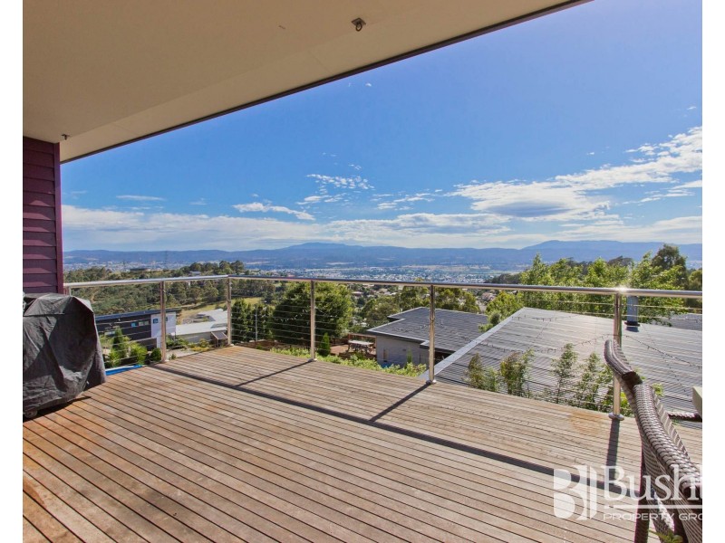 12 Clearview Avenue, Trevallyn TAS 7250