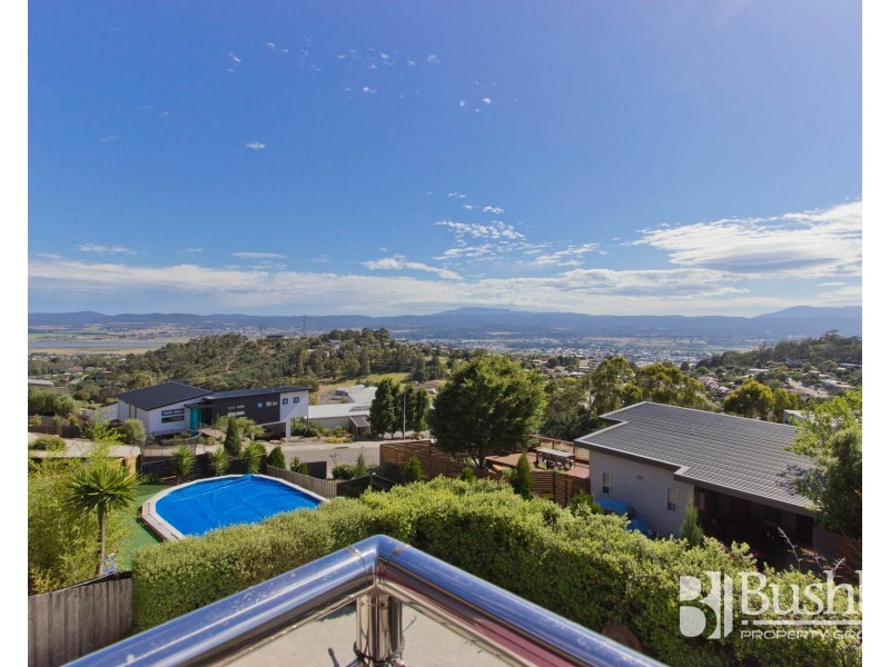12 Clearview Avenue, Trevallyn TAS 7250