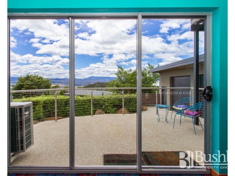 12 Clearview Avenue, Trevallyn TAS 7250