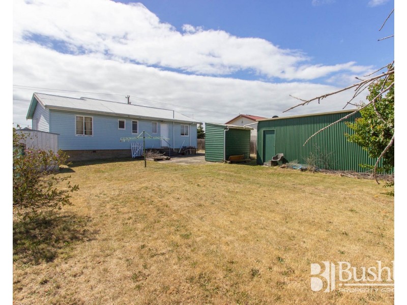 16 Box Street, Mayfield TAS 7248