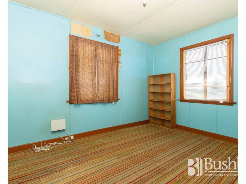 16 Box Street, Mayfield TAS 7248
