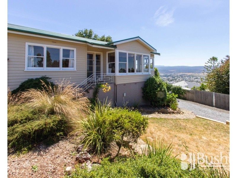 13 Summit Road, Trevallyn TAS 7250