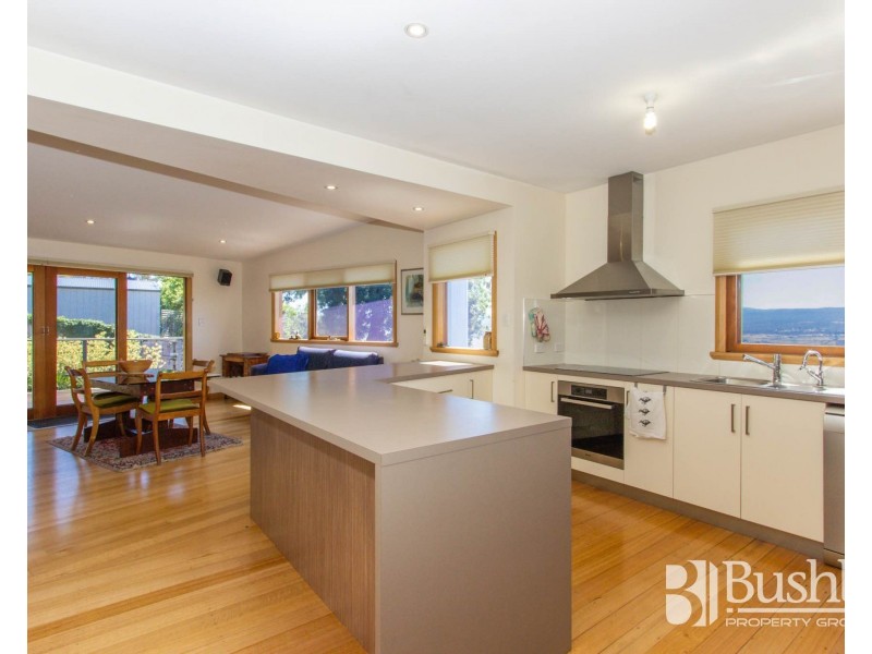 13 Summit Road, Trevallyn TAS 7250