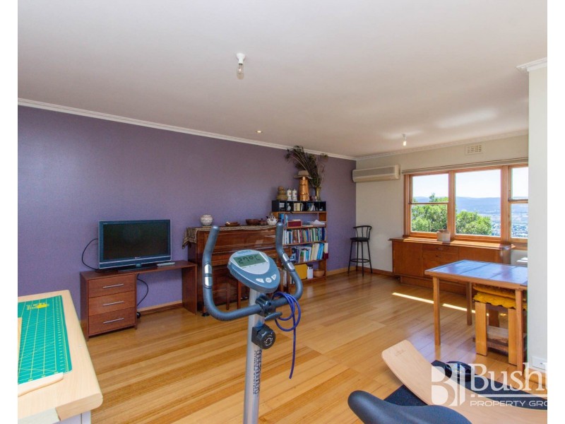 13 Summit Road, Trevallyn TAS 7250