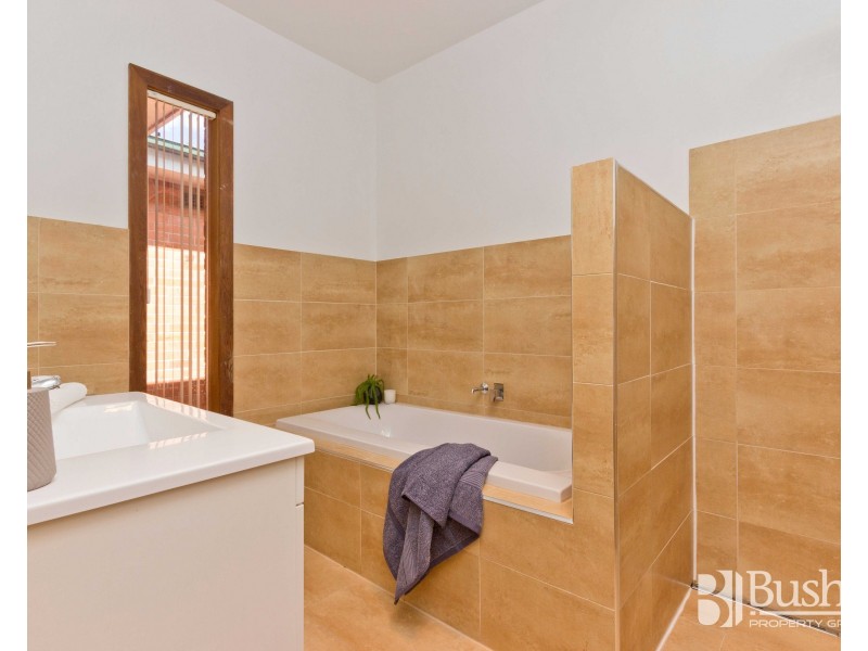 7 Lantana Street, Newstead TAS 7250