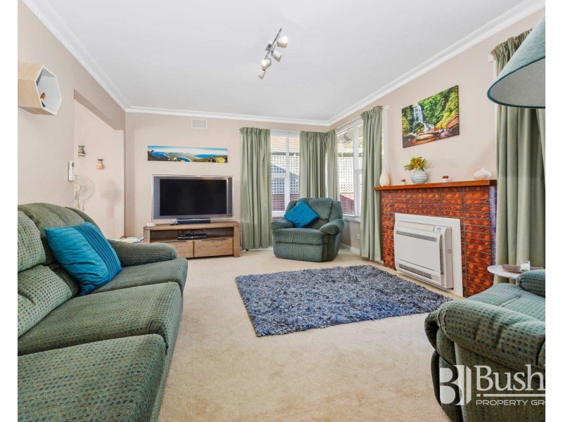 25 Helenwood Grove, Newnham TAS 7248