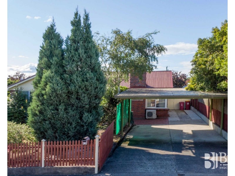 25 Helenwood Grove, Newnham TAS 7248