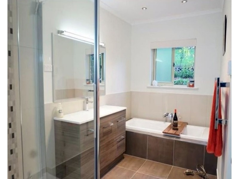 27 Basin Road, West Launceston TAS 7250