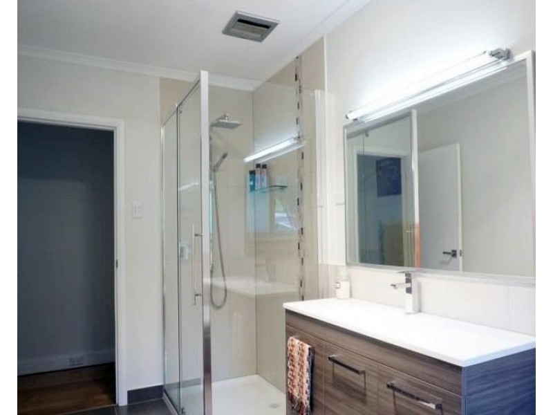 27 Basin Road, West Launceston TAS 7250
