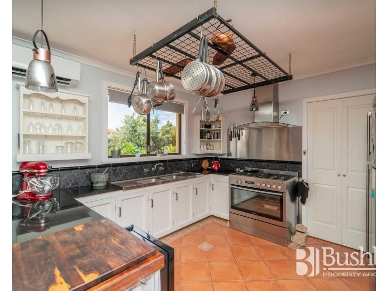 6 Mallard Place, Newnham TAS 7248