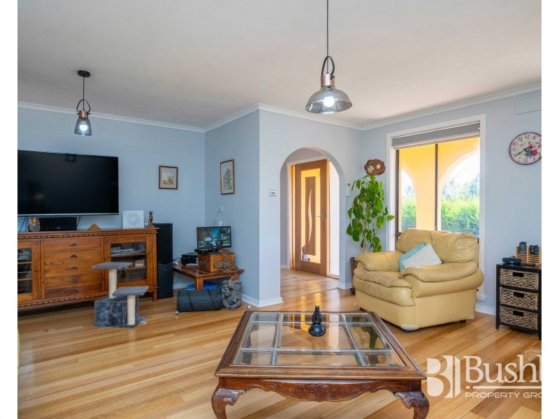 6 Mallard Place, Newnham TAS 7248