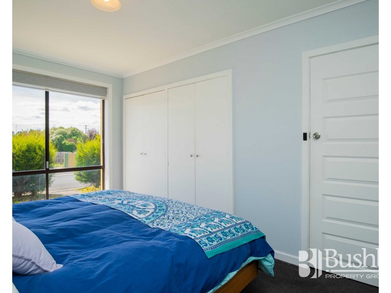6 Mallard Place, Newnham TAS 7248